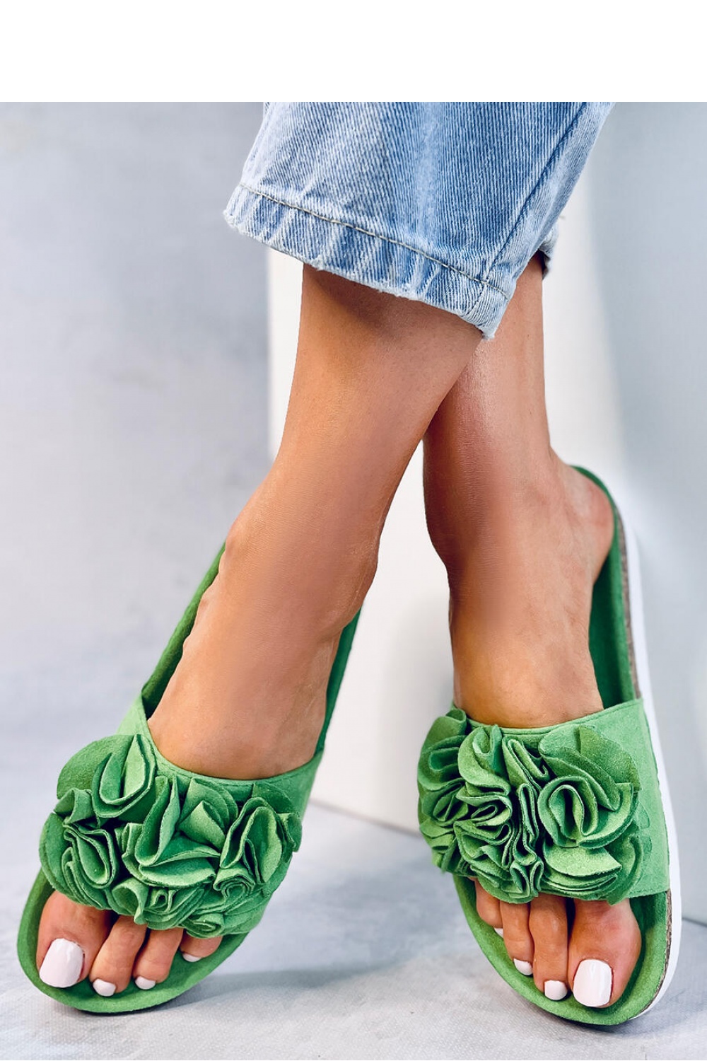  Flip-flops model 180700 Inello  green