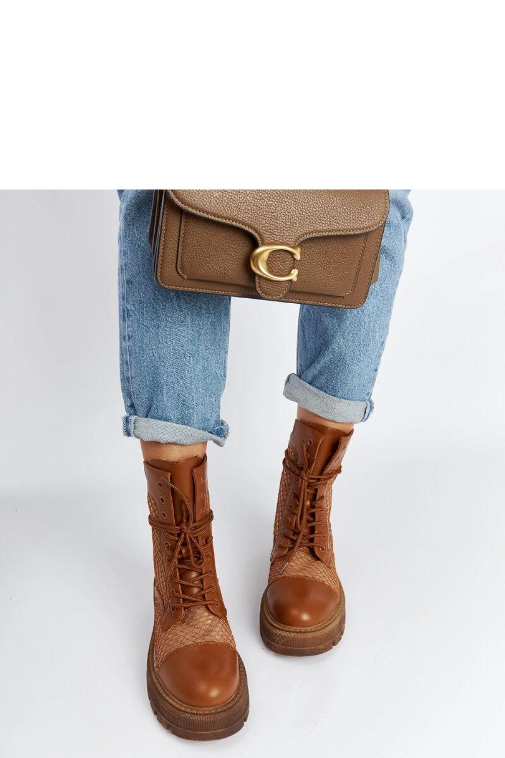  Boots model 204582 Solea  brown