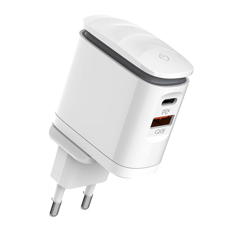 LDNIO A2423C Wall Charger USB-A, USB-C + Lightning cable