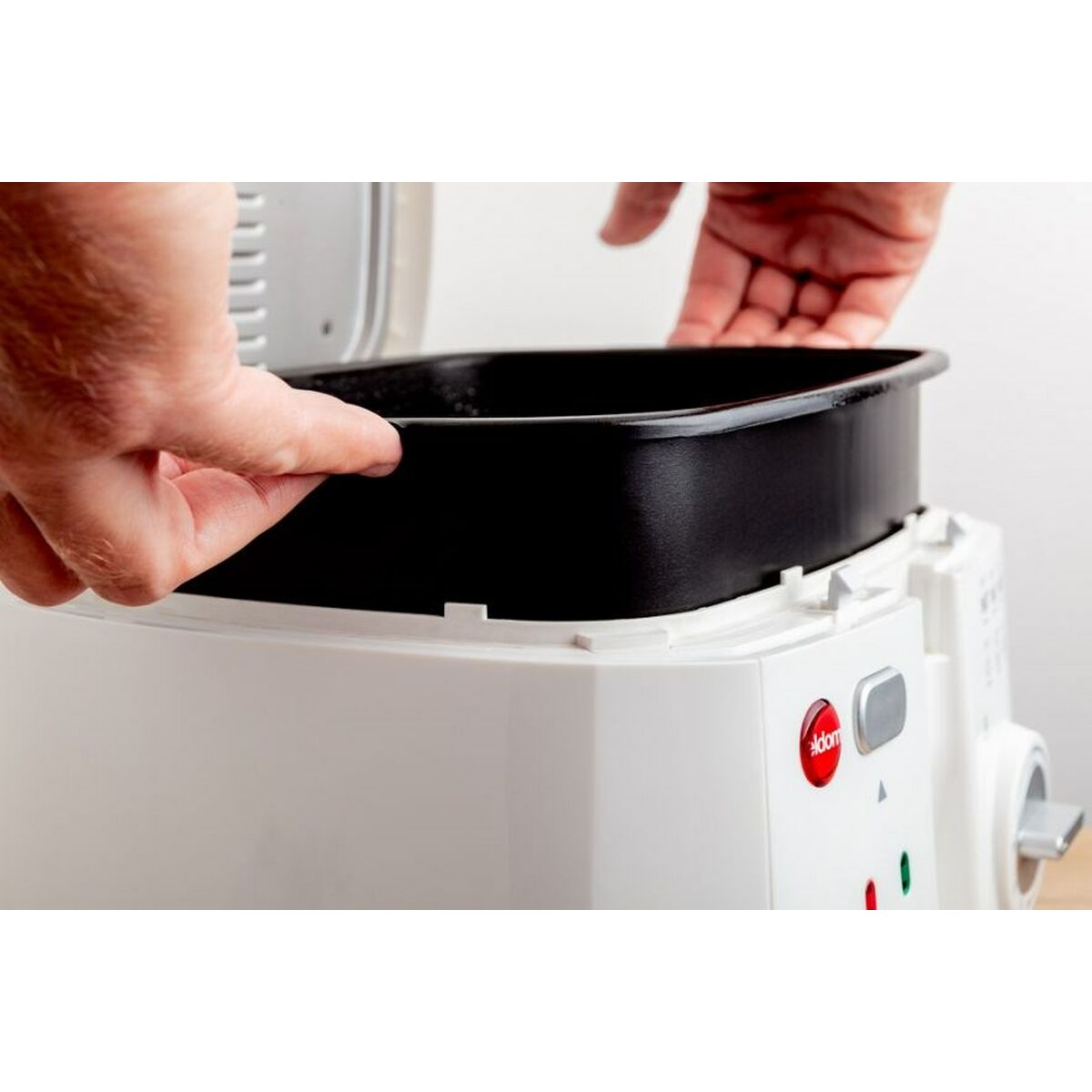 No-Oil Fryer Eldom FREET White Grey 1800 W 1 L 2,5 L No-Oil Fryer Eldom FREET White Grey 1800 W 1 L 2,5 L