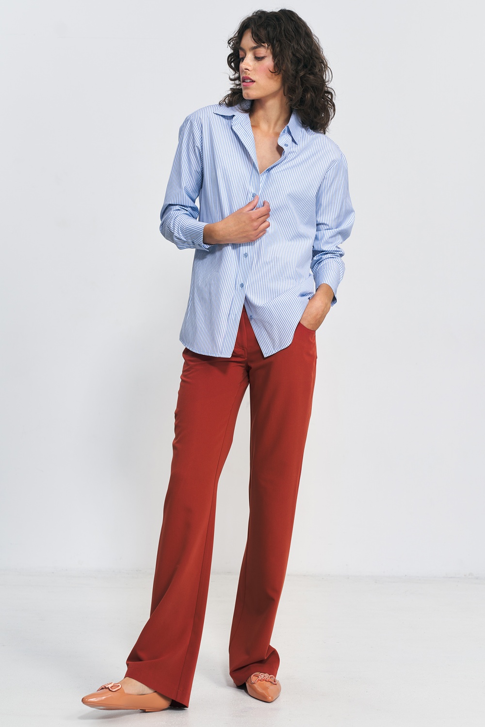  Trousers model 185196 Nife  red