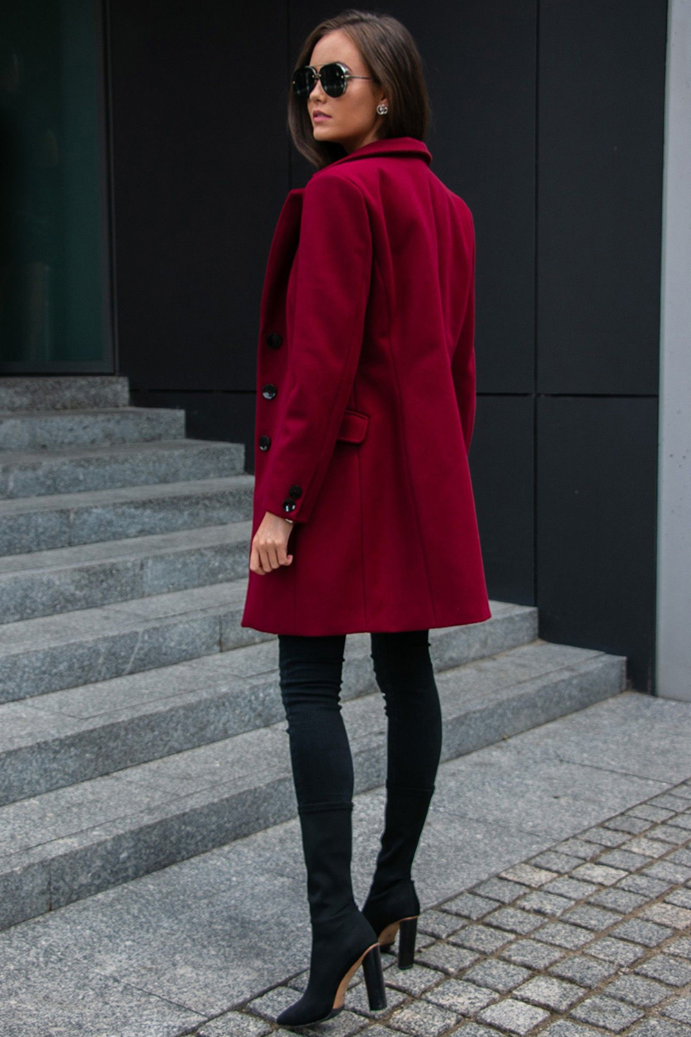  Coat model 184490 Roco Fashion  red