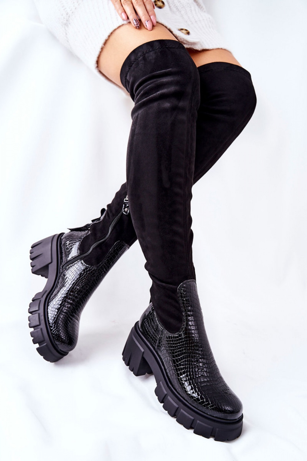  Thigh-Hight Boots model 173444 Step in style  black