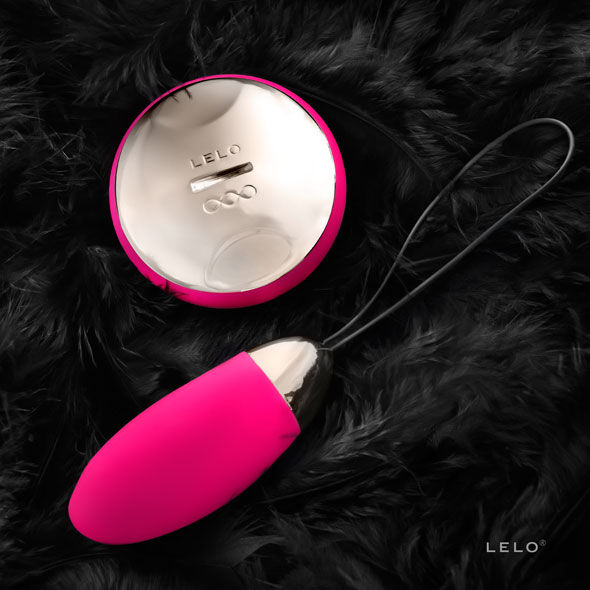 LELO - LYLA 2 VIBRATING EGG-MASSAGER CERISE