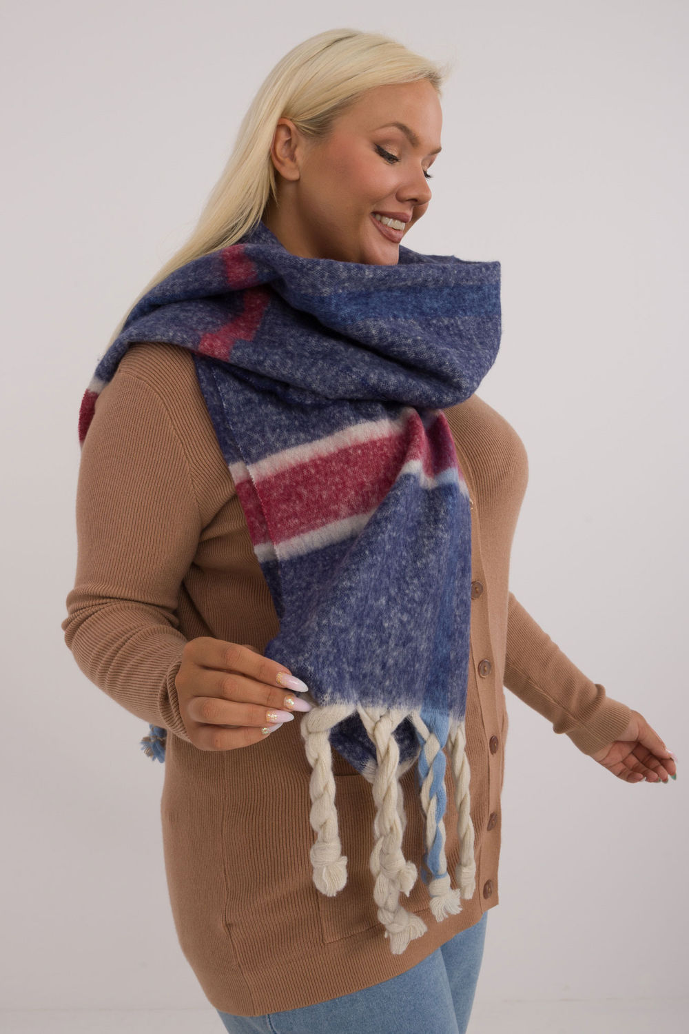  Shawl model 200289 AT  violet