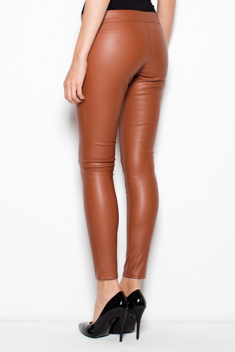  Women trousers model 77395 Venaton  brown
