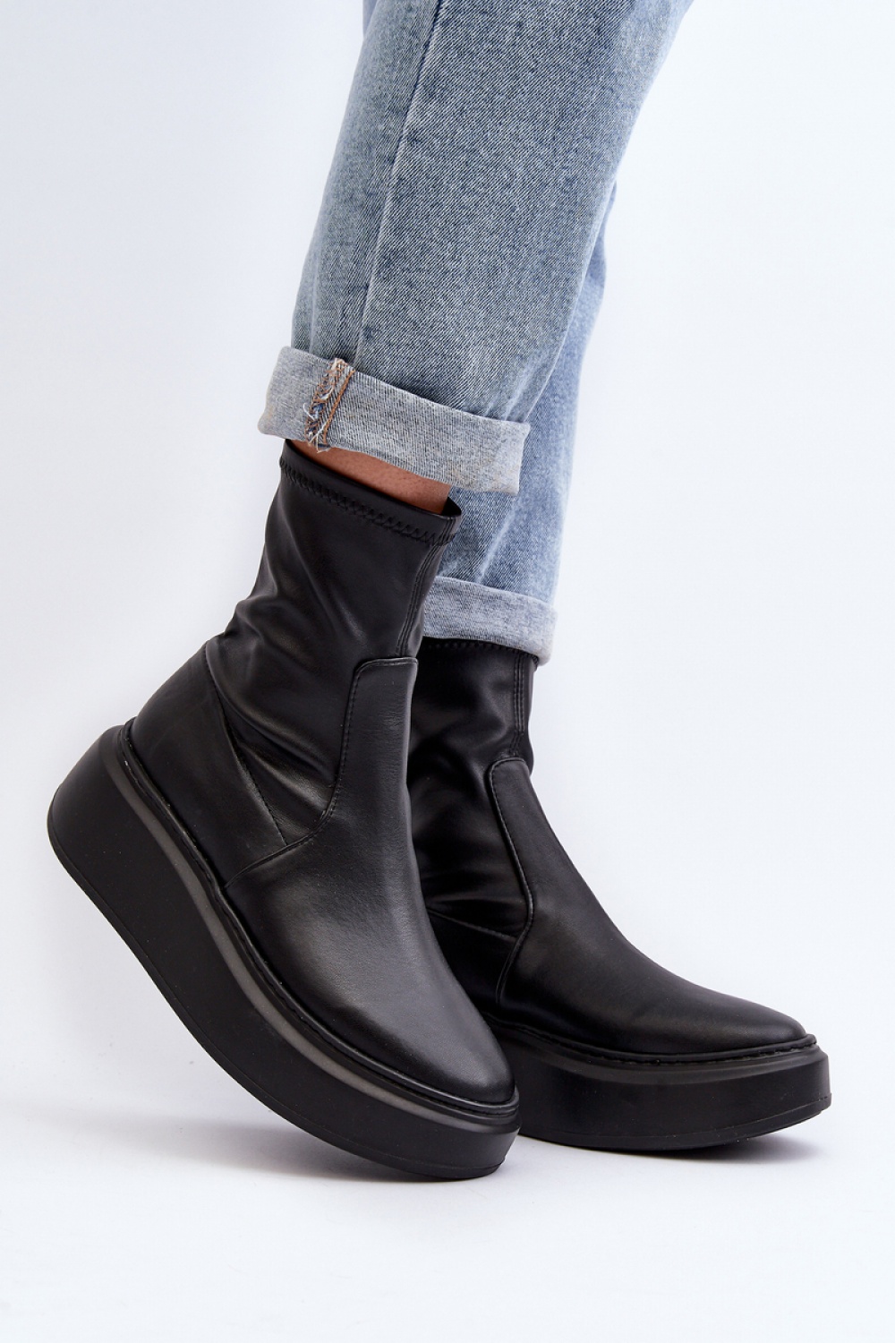  Buskin boots model 192283 Step in style  black