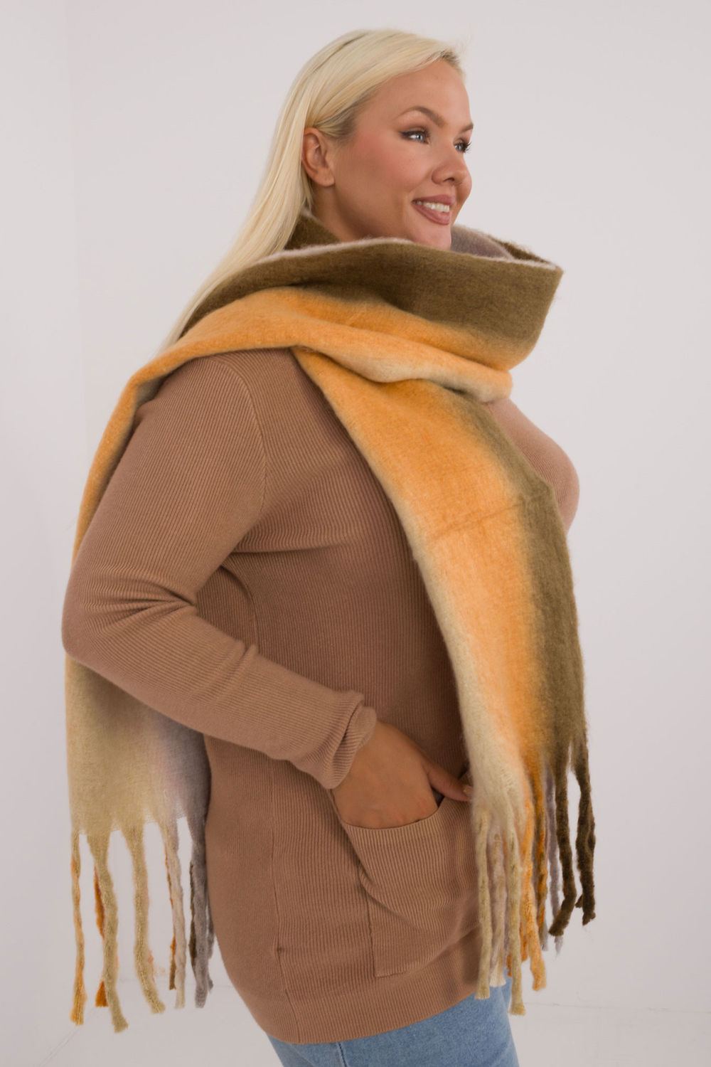  Shawl model 200283 AT  green