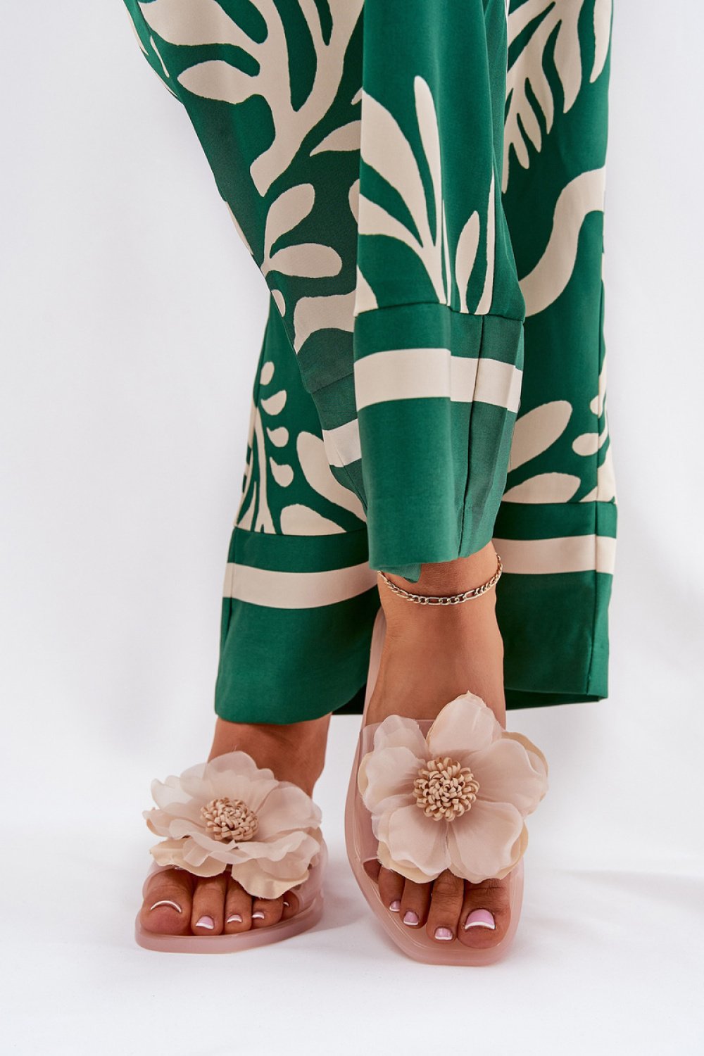  Flip-flops model Step in style  beige