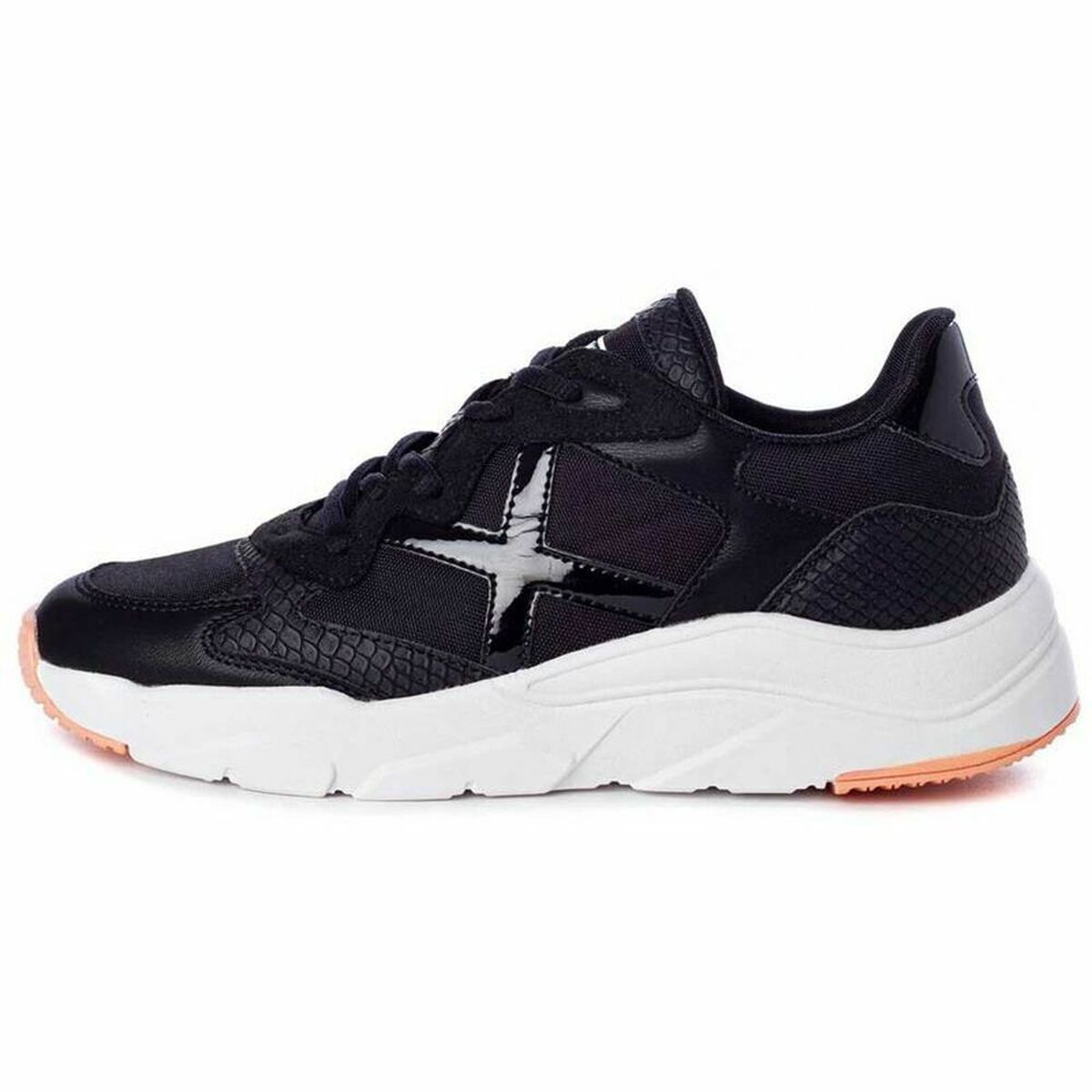 Sports Trainers for Women Munich Mali 11 W Black