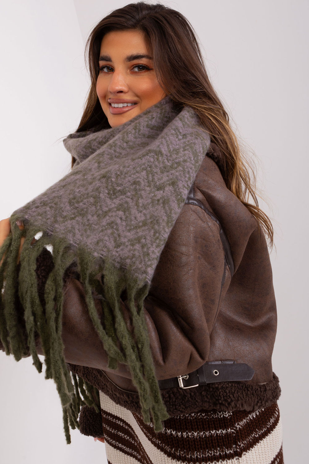 Shawl model 189236 AT  green