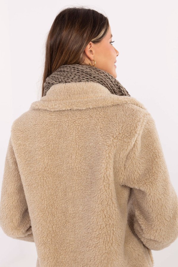  Shawl model AT  beige