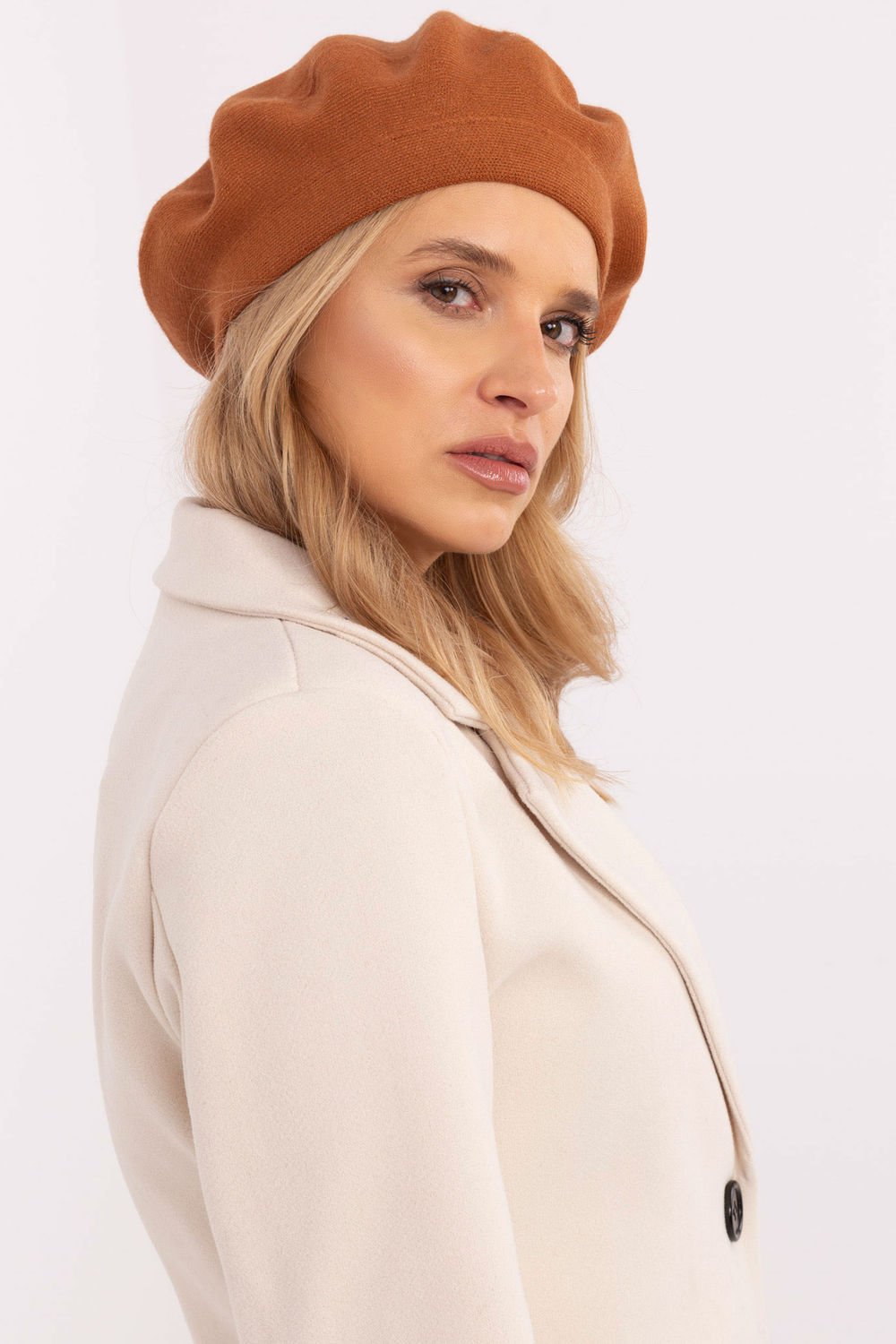  Beret model 204996 AT  brown