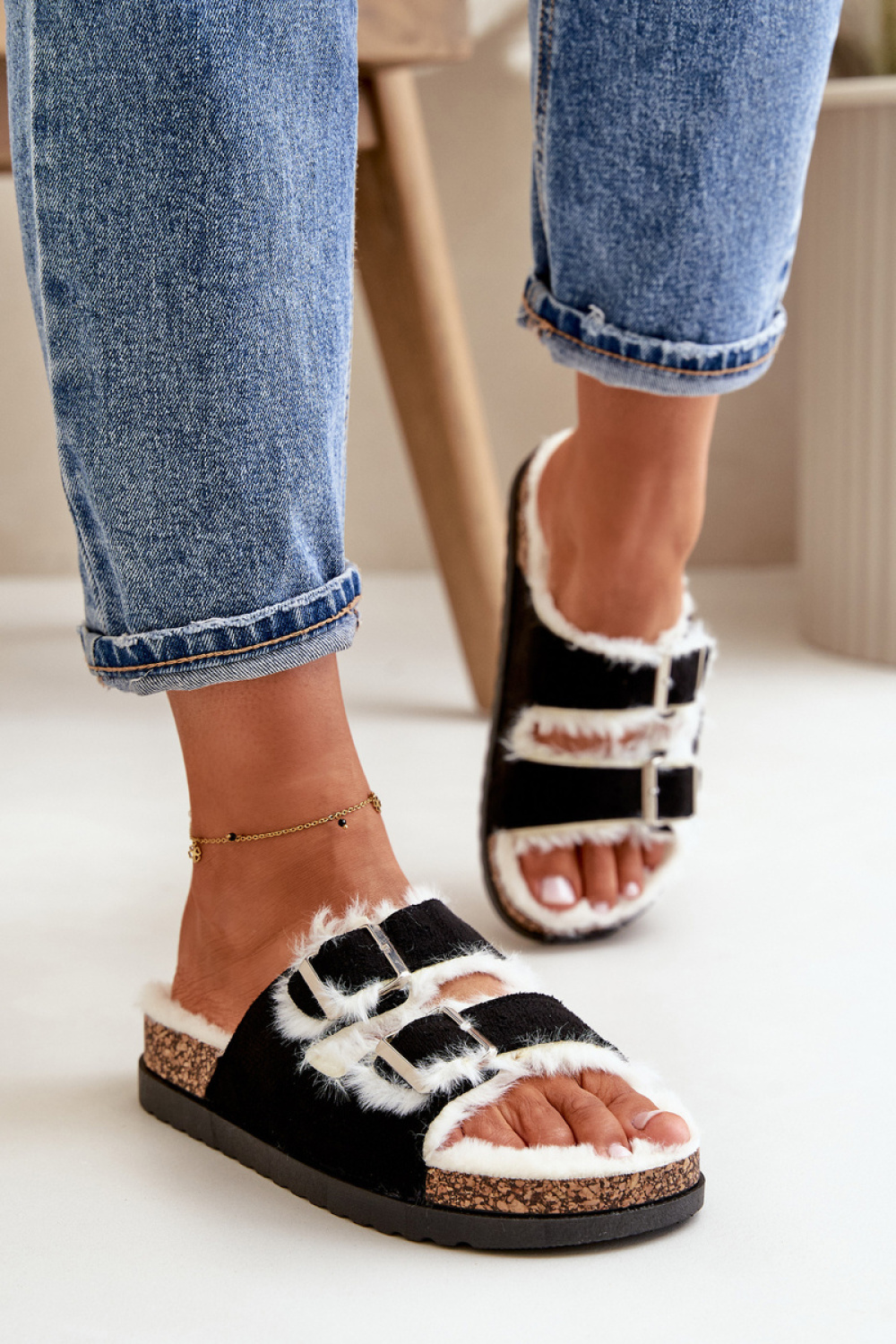  Slippers model 199899 Step in style  black