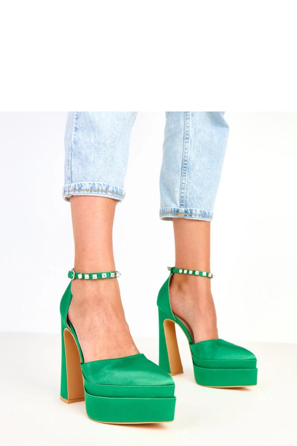  Heel pumps model Solea  green
