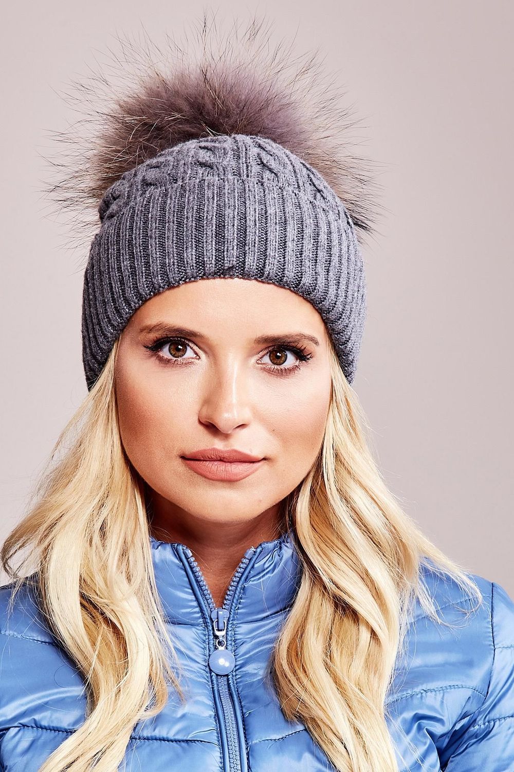  Cap model 208262 AT  grey