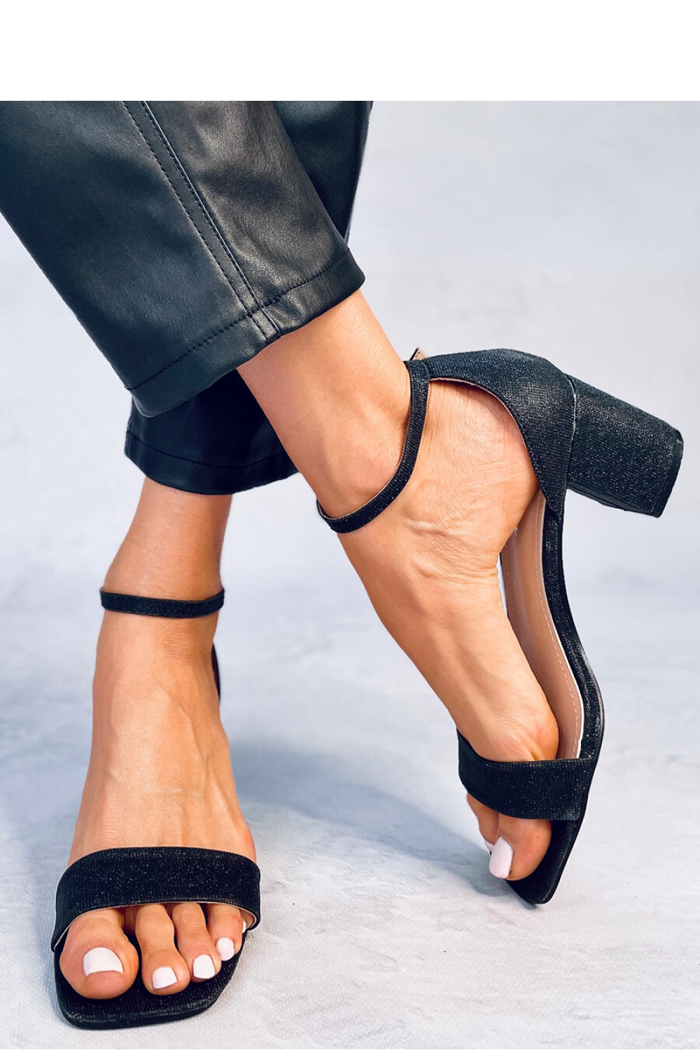  Heel sandals model 181954 Inello  black