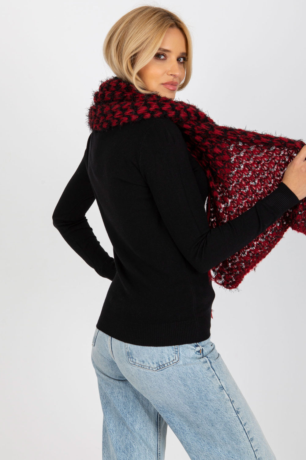  Shawl model 174875 AT  red
