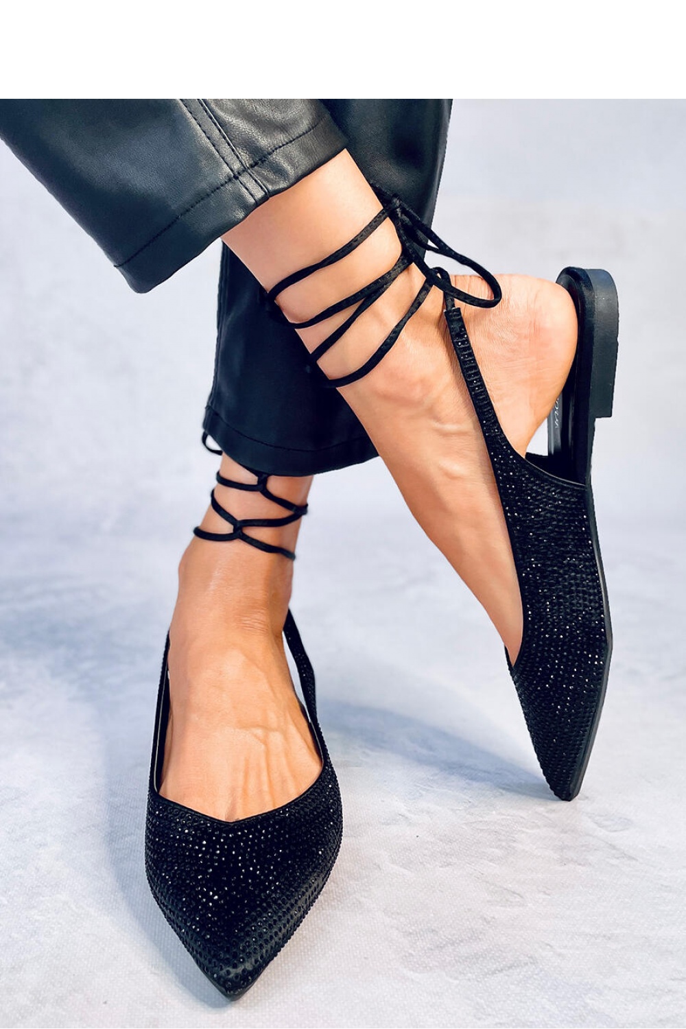 Ballet flats model 181967 Inello  black
