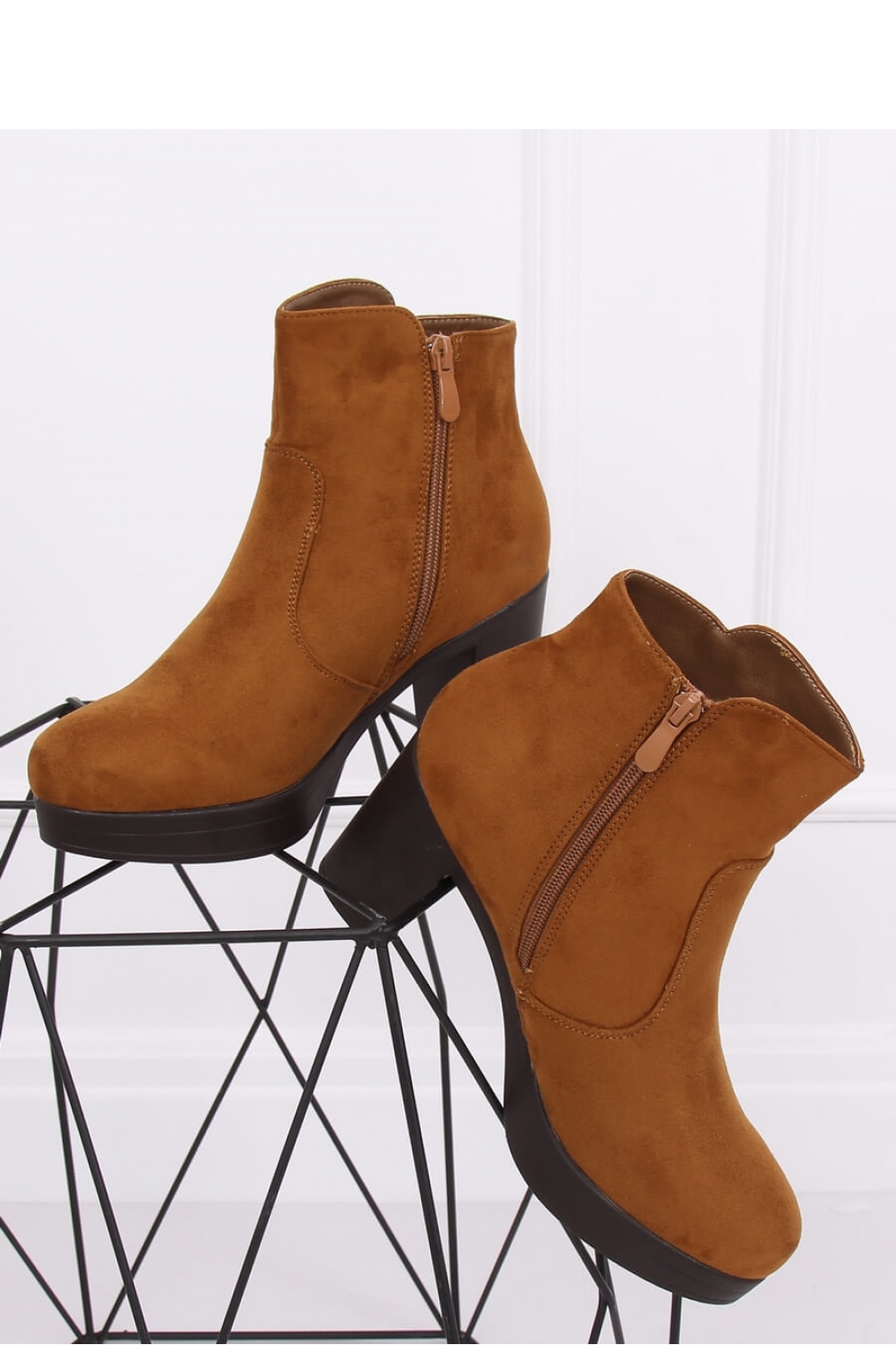 Heel boots model 135574 Inello brown Ladies