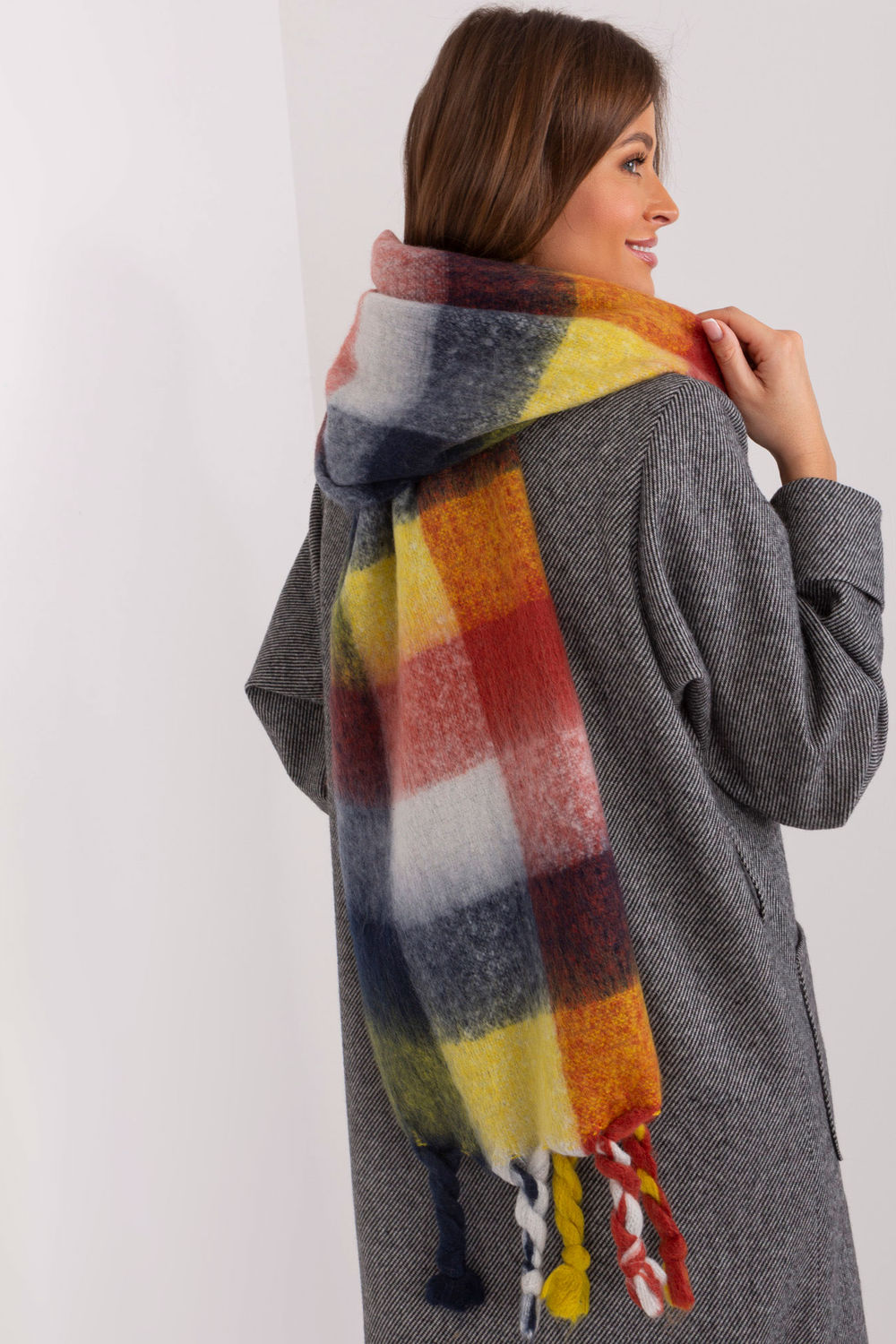  Shawl model 191705 AT  yellow