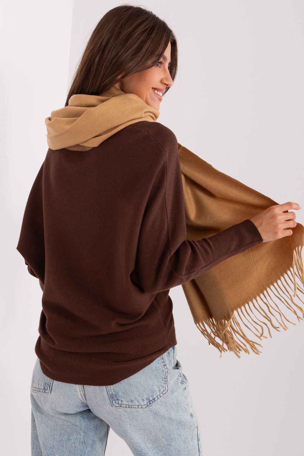  Shawl model 185892 AT  brown