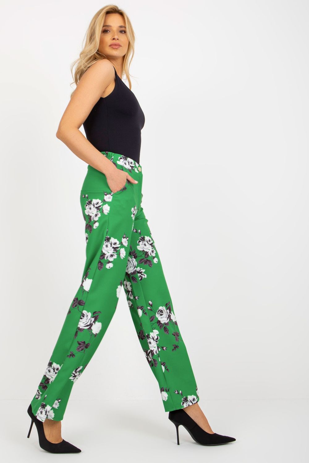  Women trousers model 175966 Lakerta  green
