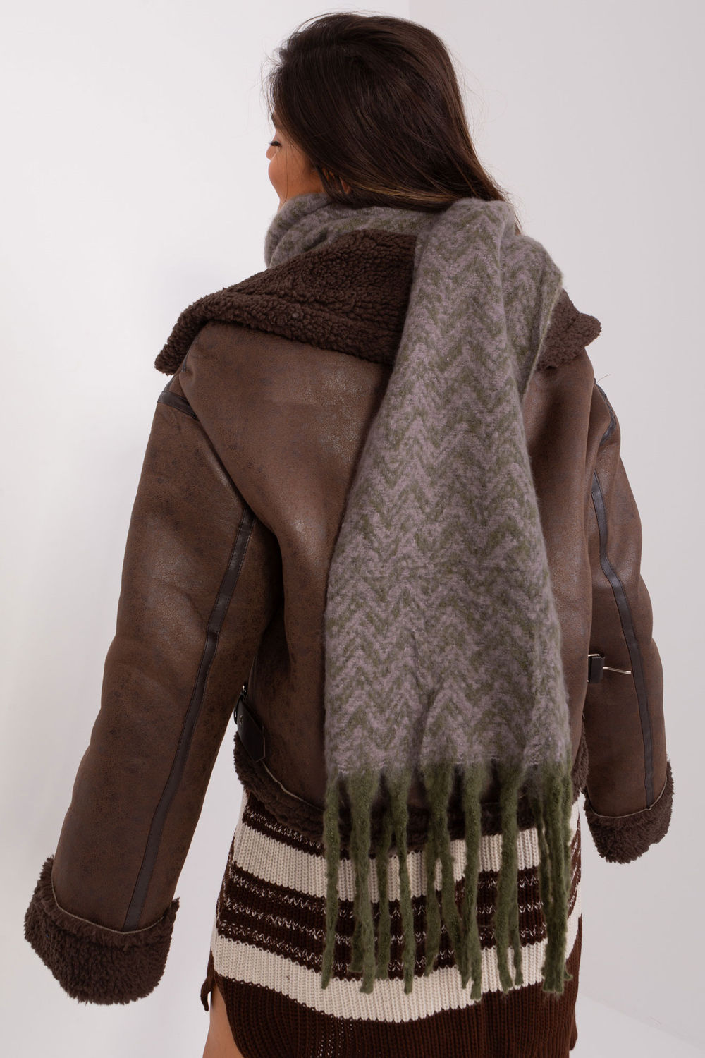  Shawl model 189236 AT  green