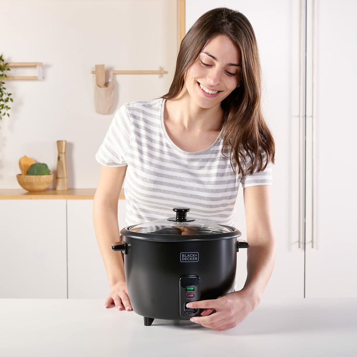 Rice Cooker Black & Decker BXRC1800E Black 1,8 L White Aluminium 700 W Rice Cooker Black & Decker BXRC1800E Black 1,8 L White Aluminium 700 W