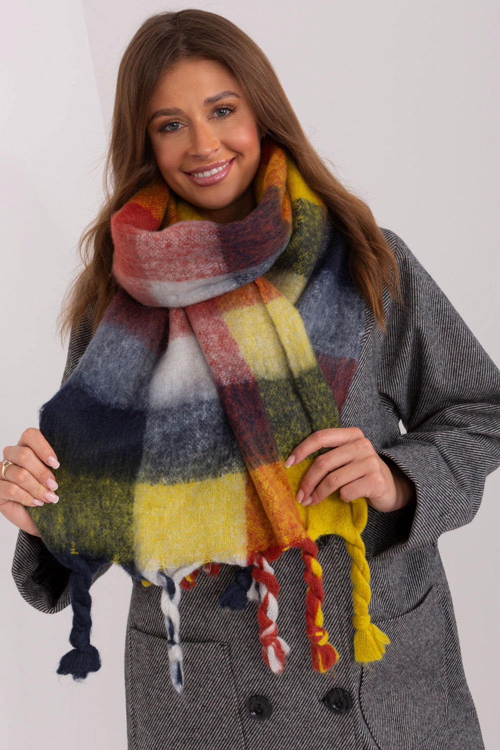  Shawl model 191705 AT  yellow