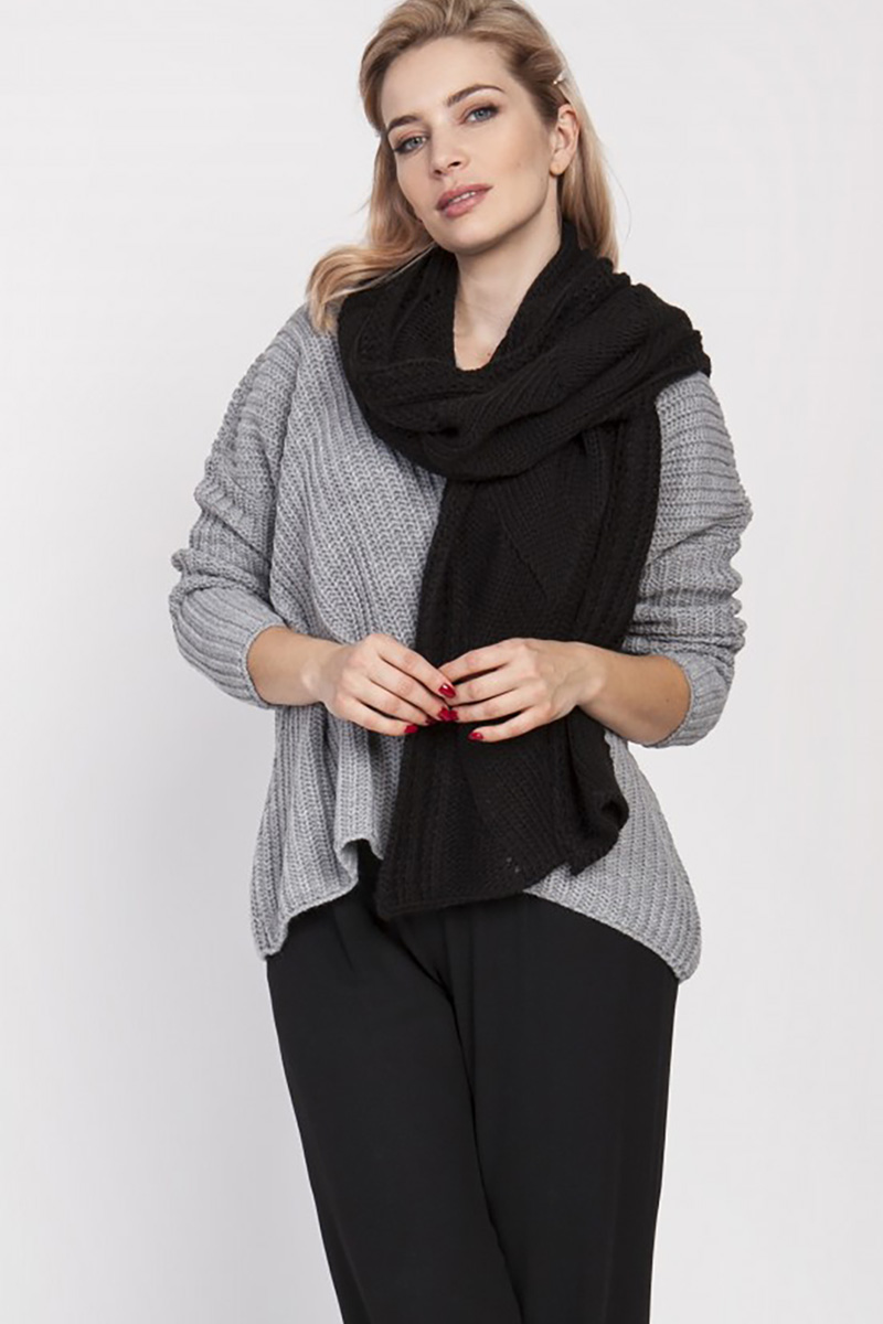 Shawl model 138884 MKM black Ladies