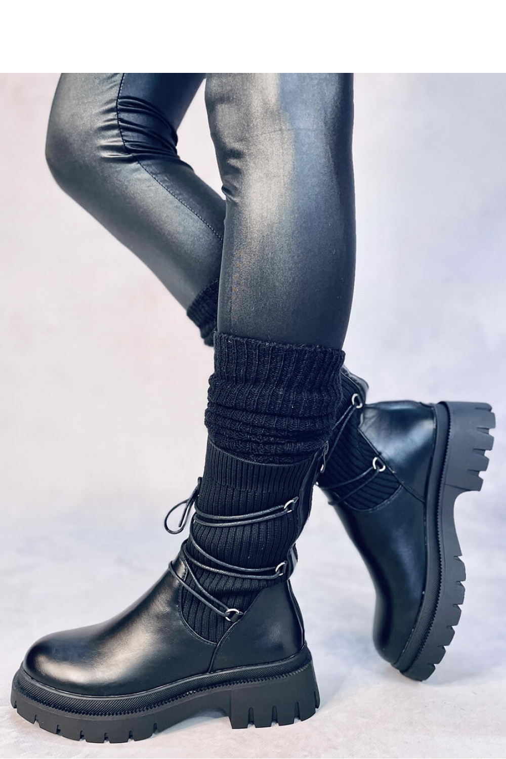 Boots model 188179 Inello  black