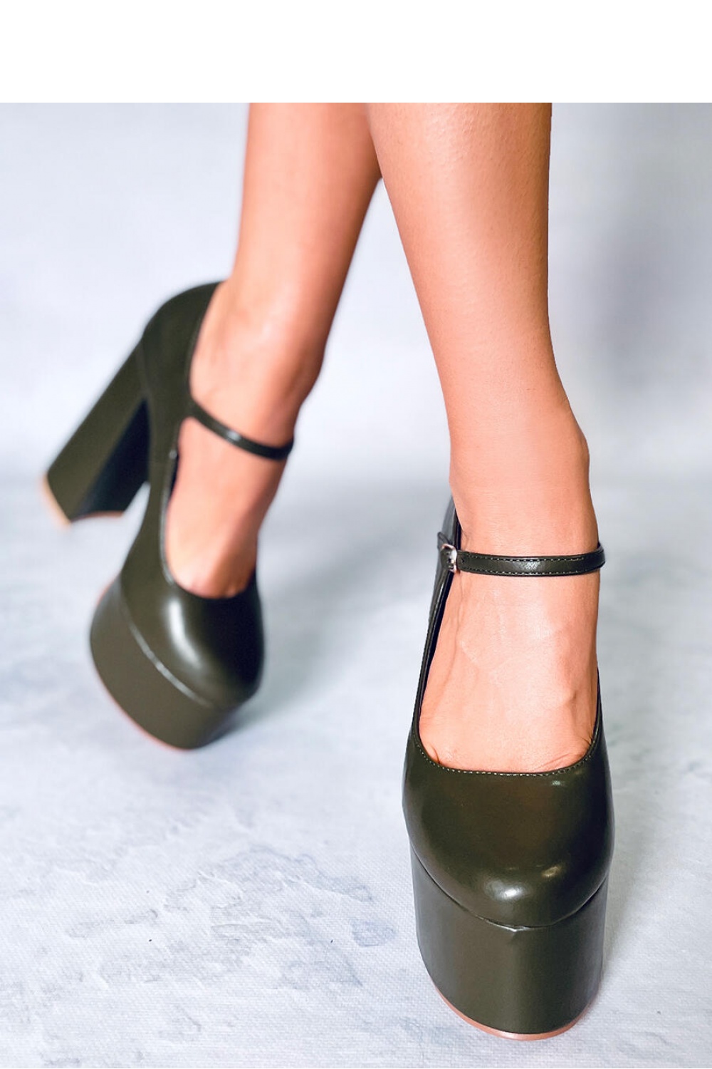  Platform pumps model 176070 Inello  green