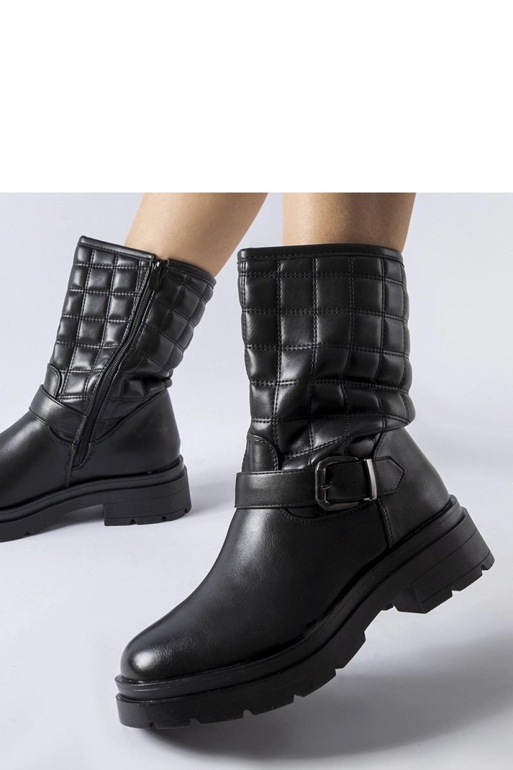  Boots model 204546 Solea  black