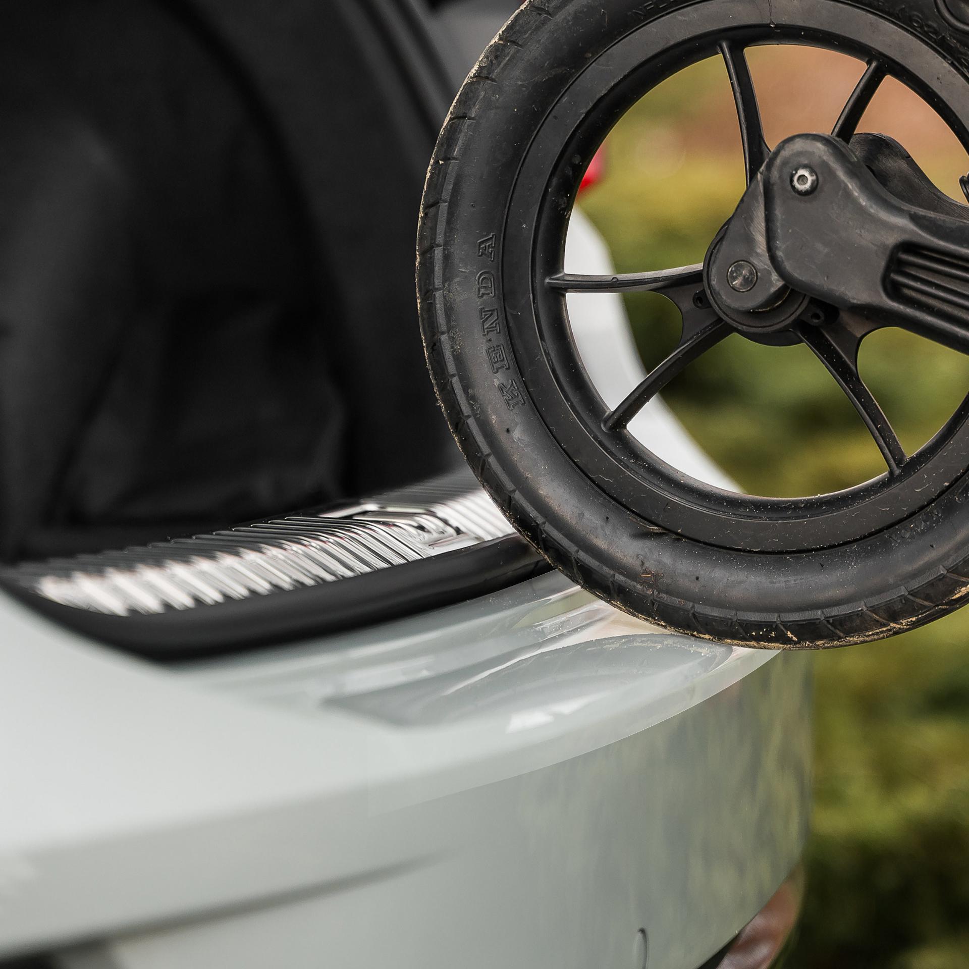 Folia ochronna na próg bagażnika GrizzGlass BodyShield do Toyota Corolla Sedan (2022-2026)