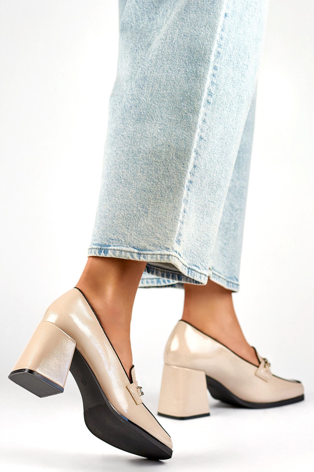  Block heel pumps model 200870 PRIMO  beige