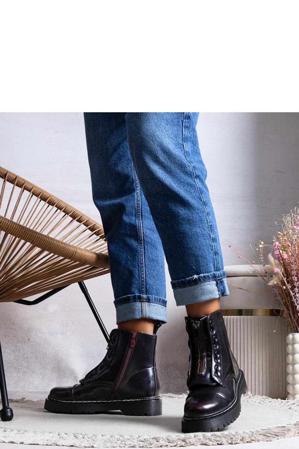  Boots model 204628 Solea  ~