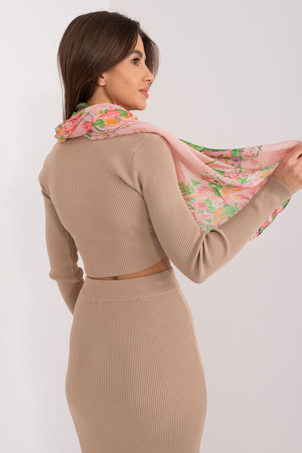  Neckerchief model 193167 AT  pink