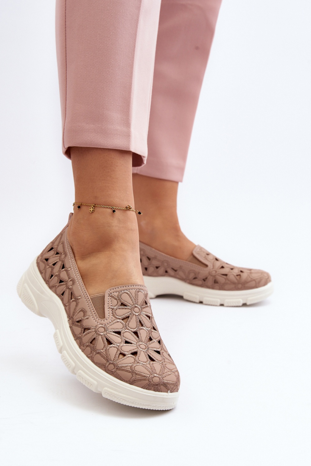  Low Shoes model 193134 Step in style  pink