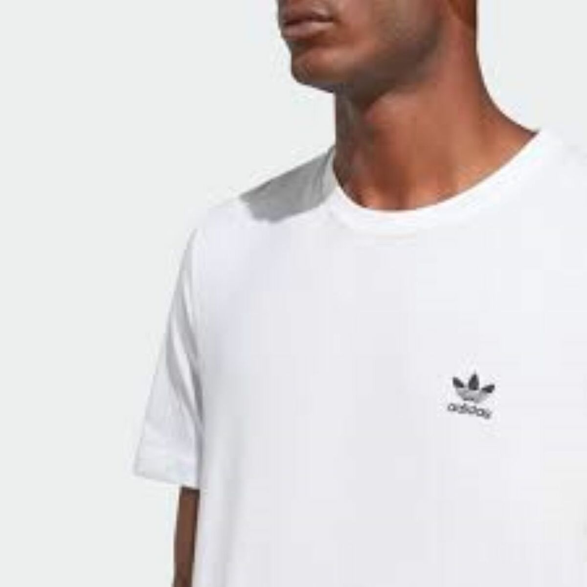 T-shirt Adidas ESSENTIAL TEE IA4872 White
