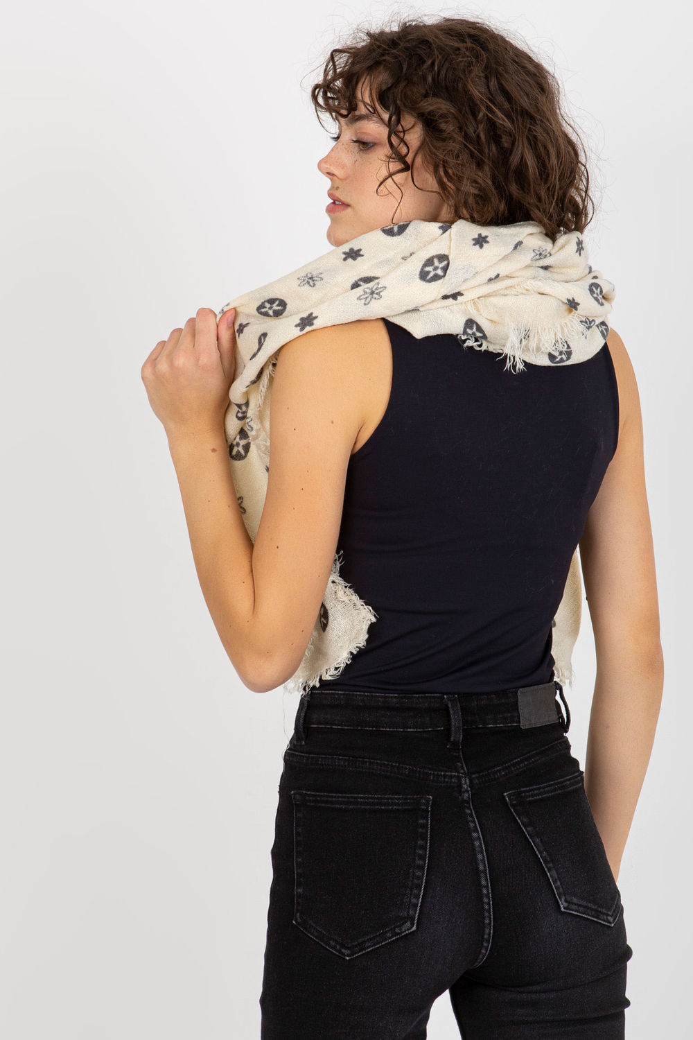  Neckerchief model 174867 AT  beige