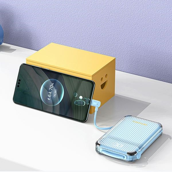 AWEI P89K powerbank 10000mAh 38,5W black + USB-C / Lightning cable