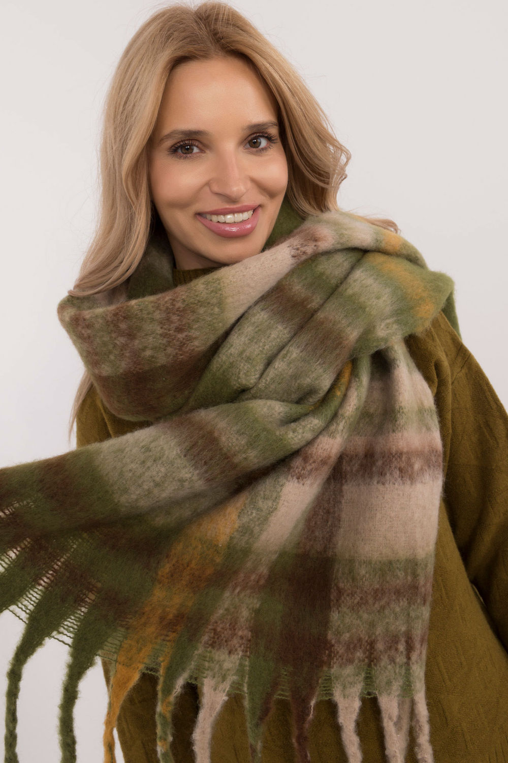  Shawl model 200281 AT  green