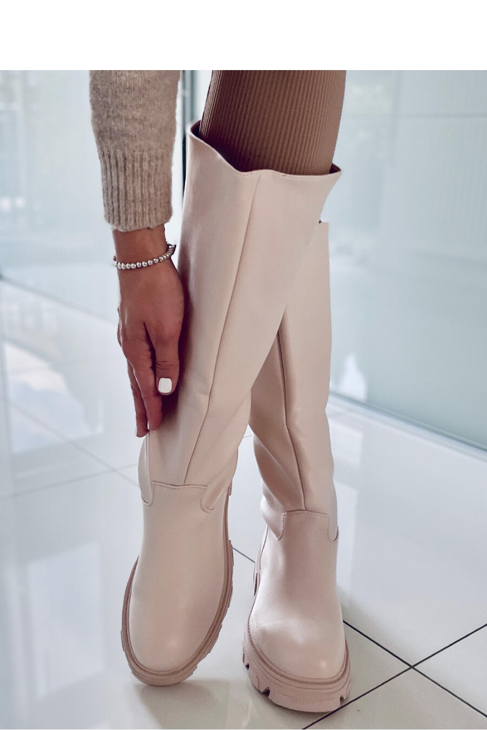  Officer boots model 171942 Inello  beige