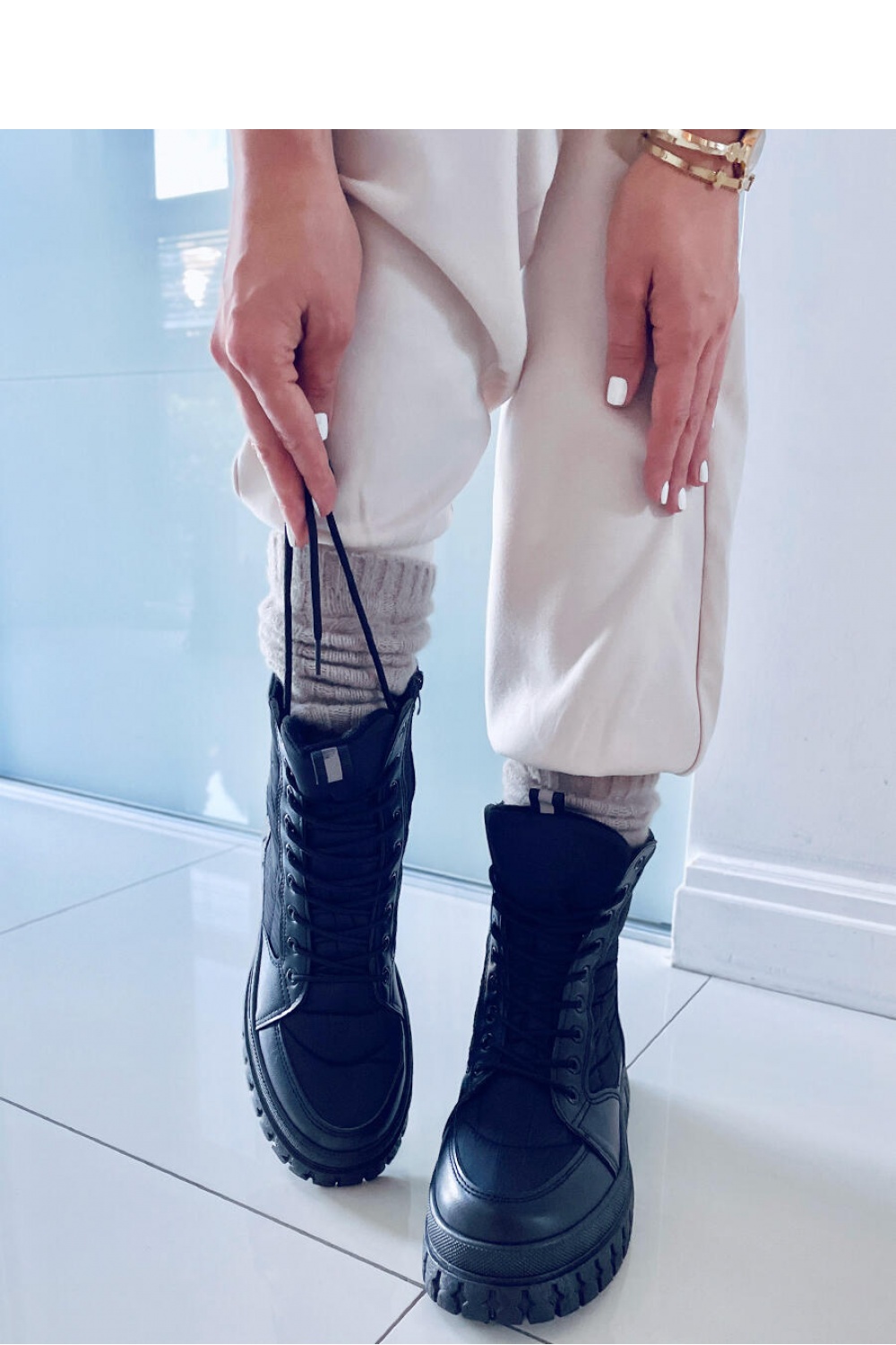  Boots model 173564 Inello  black