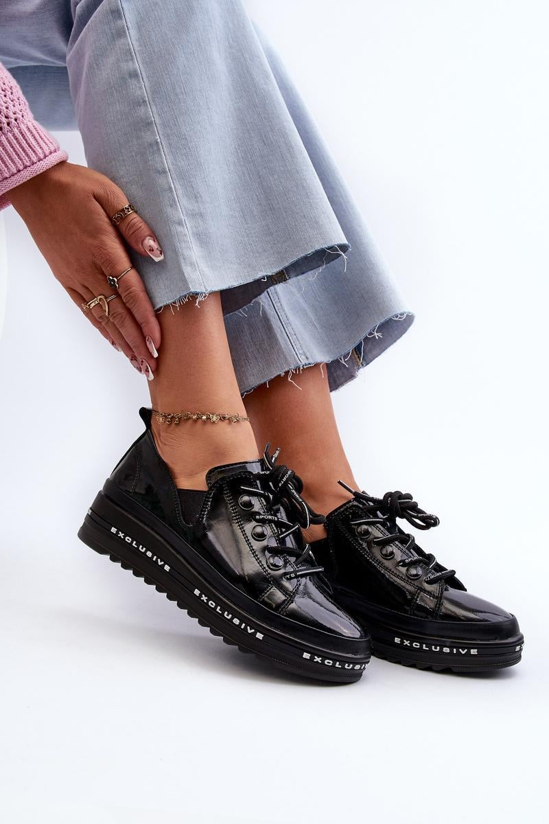  Low Shoes model 198010 Step in style  black