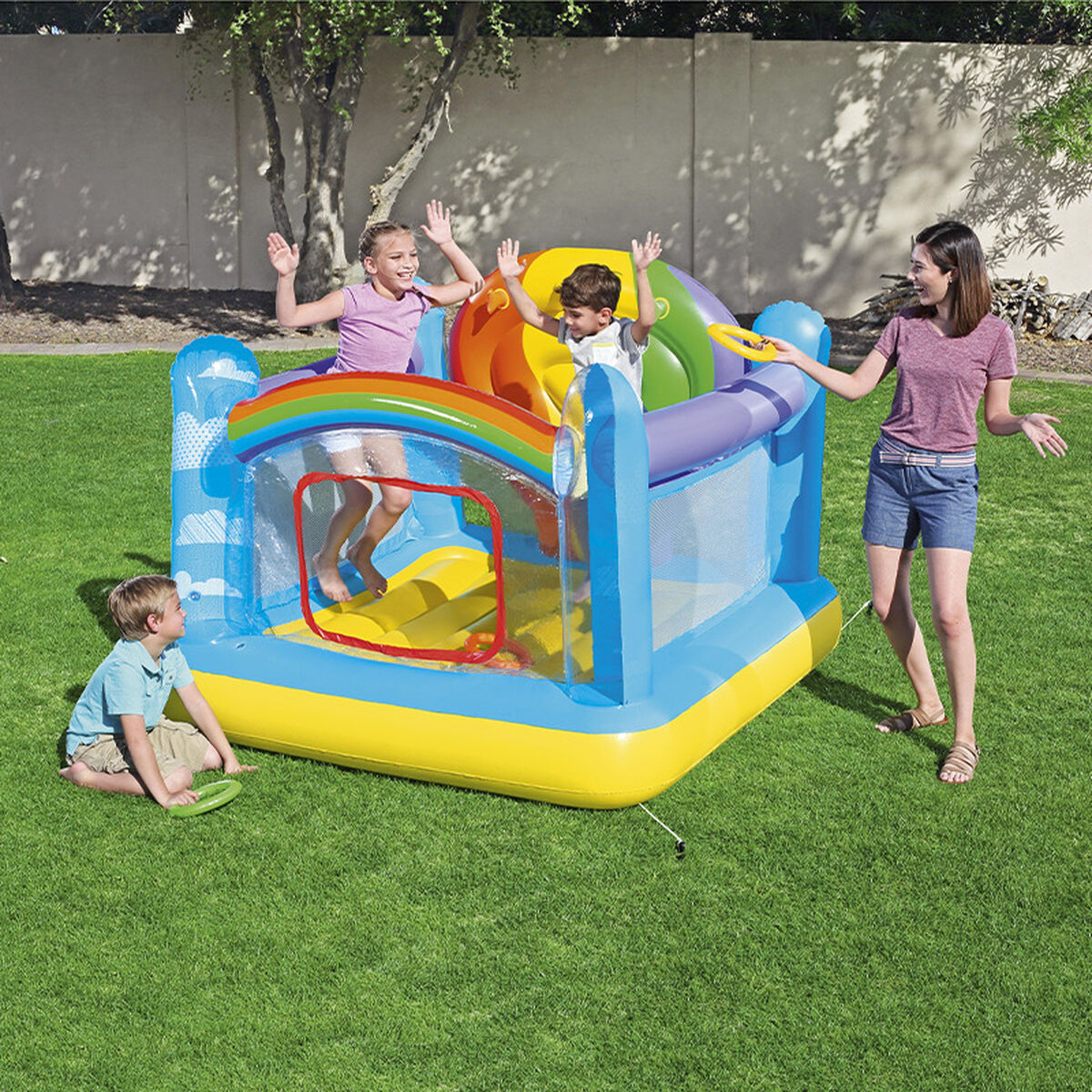 Inflatable Castle Bestway Rainbow 175 x 173 x 137 cm Inflatable Castle Bestway Rainbow 175 x 173 x 137 cm