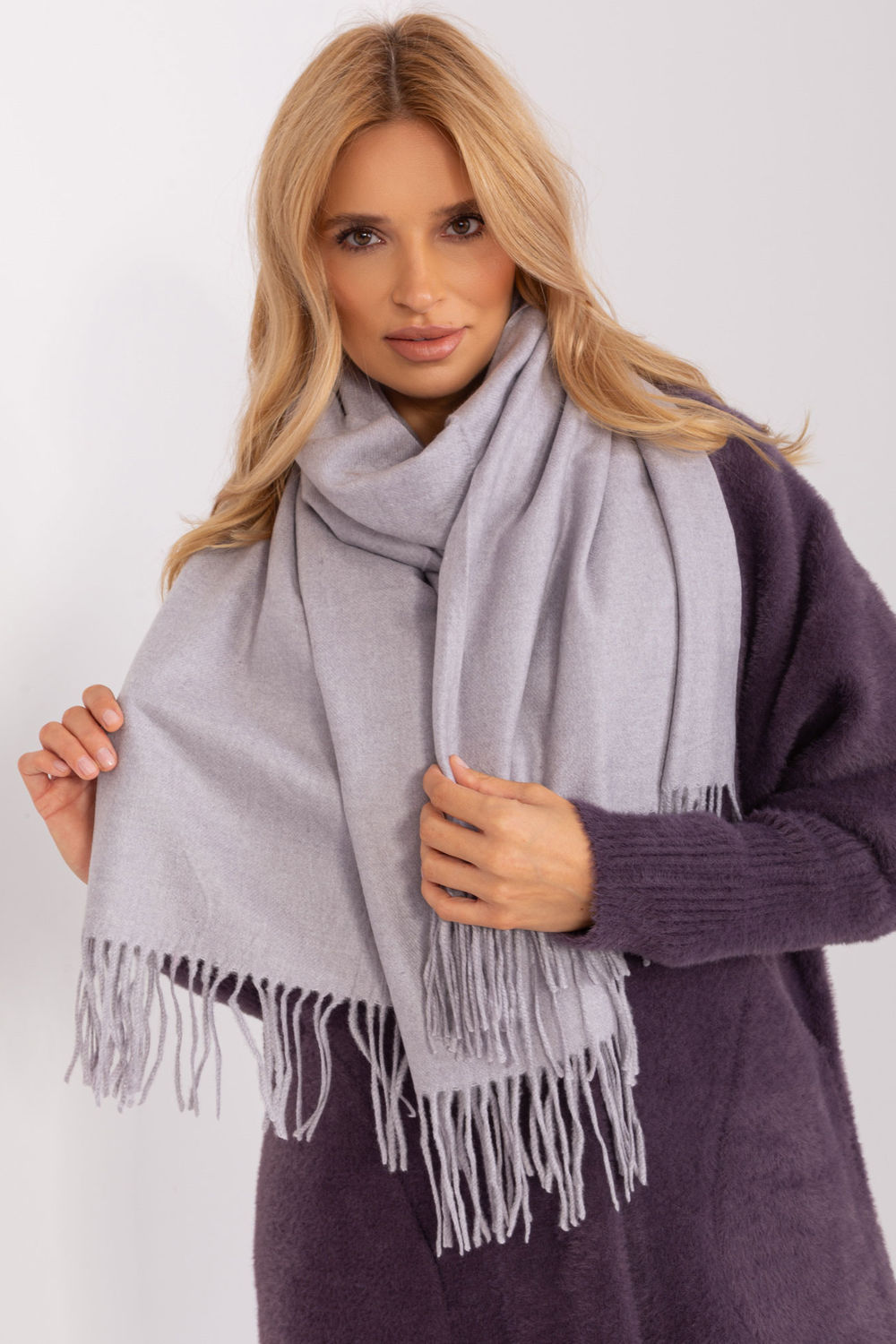  Shawl model 187617 AT  violet