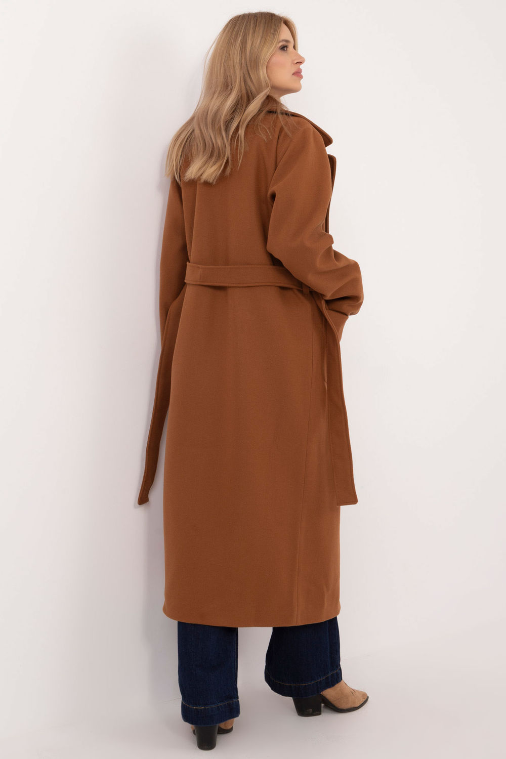  Coat model 202927 Lakerta  brown