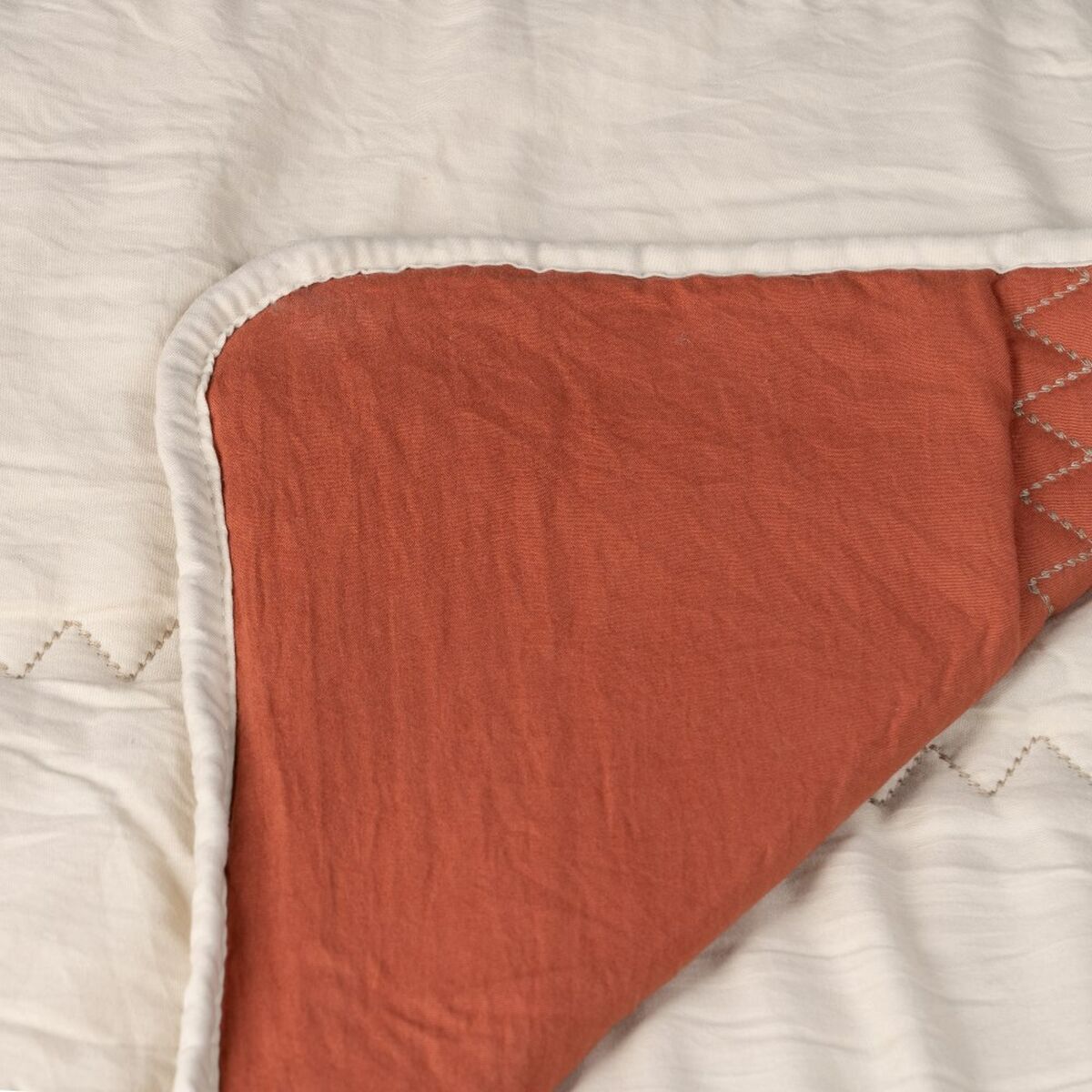 Bedspread (quilt) Beige Dark Red 180 x 260 cm